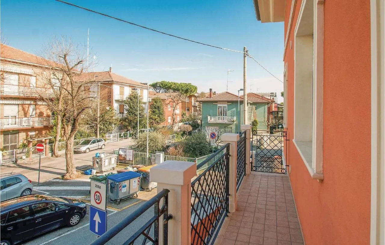 Awesome Apartment In Rimini With Kitchen 0*,  İtalya